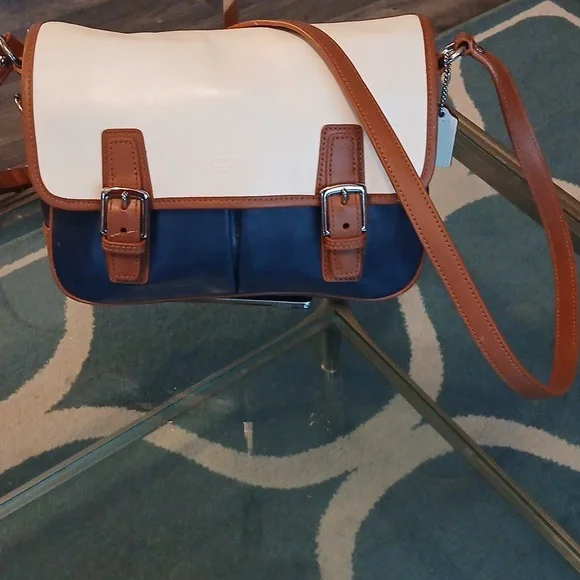 Coach Cream and Navy Satchel - Picture 2 of 11